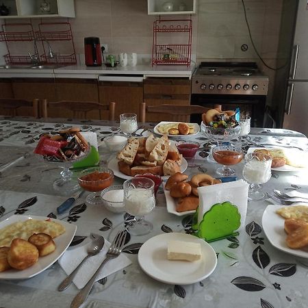 Meerim Guest House Bokonbayevo المظهر الخارجي الصورة
