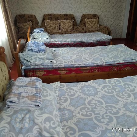 Meerim Guest House Bokonbayevo الغرفة الصورة