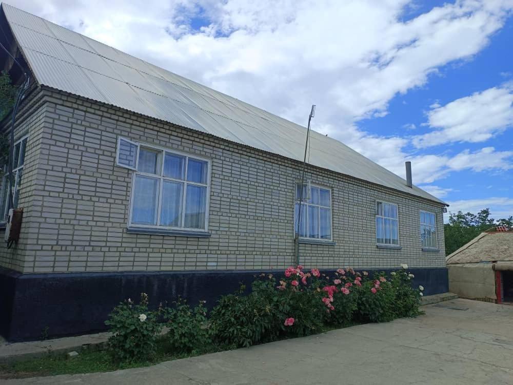 Meerim Guest House Bokonbayevo المظهر الخارجي الصورة